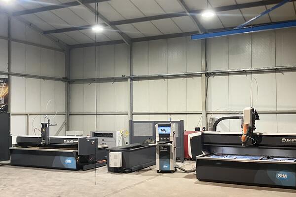 2 & 3D waterjet